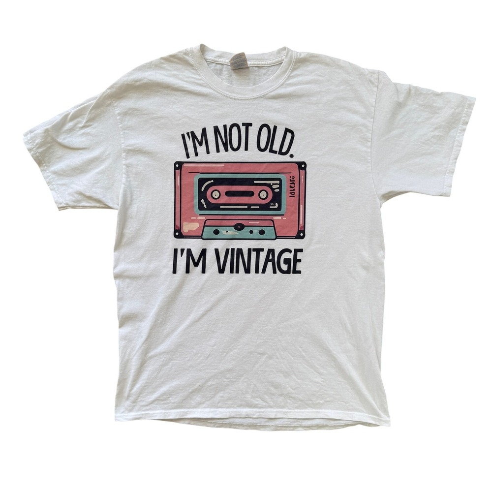 Graphic T-Shirt Large White Excellent‎ I'm Not Old I'm Vintage